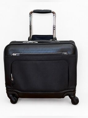 TUMI Arrivé McAllen Mobile Office Carry-On Compact Spinner Briefcase Black EUC